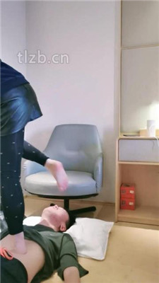 图片[12]_【羽神】跪舔超臭长靴白棉袜/吃脚皮臭脚踩脸_绳缚吧