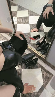 图片[9]_【心甜夫妻】跪镜子前羞辱/舔脏鞋/喝圣水/揪耳朵/转胯【完整版】_绳缚吧