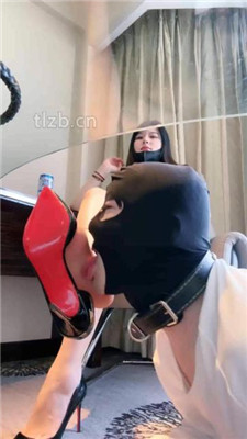 图片[17]_【琪琪大人】桌下伺候-酸臭味的马卡龙口水喂食-腿绞窒息_绳缚吧