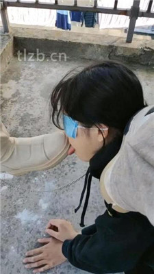 【爱可呀】学姐天台伺候校花和我_绳缚吧