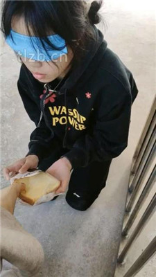 图片[12]_【爱可呀】学姐天台伺候校花和我_绳缚吧