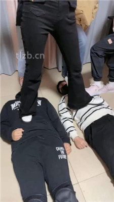 图片[8]_【尤物大大】女生寝室4主VS双奴带新人学妹入圈调_绳缚吧