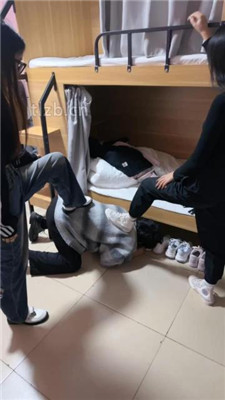 图片[2]_【尤物大大】女生宿舍偷原味被逮住_绳缚吧