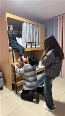 图片[17]_【尤物大大】女生宿舍偷原味被逮住_绳缚吧