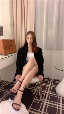 图片[2]_【盖洛】高跟凉鞋美腿辱虐家奴_绳缚吧
