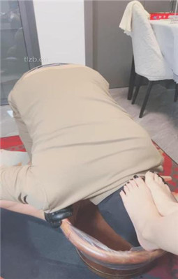图片[6]_【芷镜】沉浸式恋足狂舔/喝洗脚水_绳缚吧