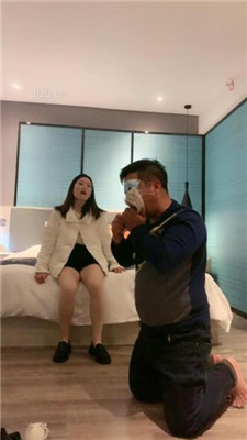 图片[8]-小雅老师】强制吸香水/喝圣水/舔脏鞋底/踹狗头/耳光-绳艺资源网