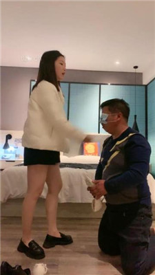 图片[9]-小雅老师】强制吸香水/喝圣水/舔脏鞋底/踹狗头/耳光-绳艺资源网