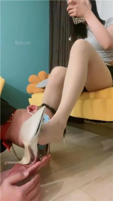 图片[4]-不知名美女】银色高跟-碾压虐乳/坐垫吸臭/浓痰完整版】-绳艺资源网