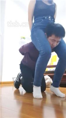 图片[12]-奶御】耳光抽/转胯爬行/长靴提档/白袜踩狗头-绳艺资源网