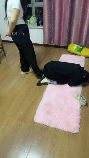 图片[9]-最浪女慕】强迫闺蜜舔脏鞋/耳光/掐脖完整版】-绳艺资源网