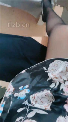 图片[3]-魅影女神】黑丝高跟踩虐锁久了的狗-绳艺资源网