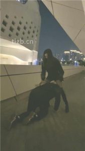 【扶桑】户外遛狗-长靴全体重踩踏_绳缚吧