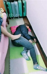 【广东迪迪】母畜-圈养伺候主人起床【双视角版】_绳缚吧