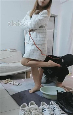 图片[12]-珈瑶】圈养狗伺候起床-晨尿/靴子肉丝-绳艺资源网