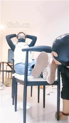 图片[18]-郡主大大】强迫装修工舔脏鞋/踩踏双视角版】-绳艺资源网