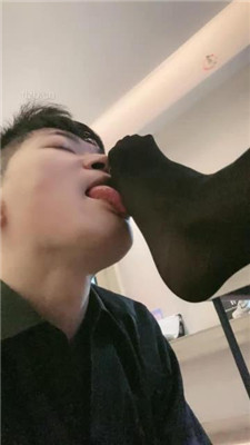 图片[17]-赵奈奈】虐-藤条抽/踢踹/舔脏鞋深喉/口水/脚踩喂食-绳艺资源网