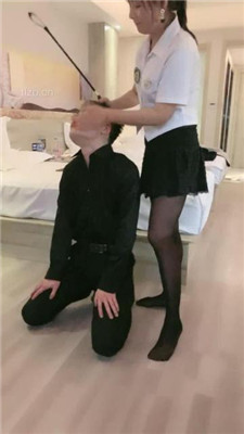 图片[19]-赵奈奈】虐-藤条抽/踢踹/舔脏鞋深喉/口水/脚踩喂食-绳艺资源网