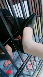 【艾琳】姐妹花虐打尾随色狼【双视角版】_绳缚吧