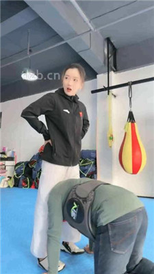 图片[6]-潘妮女王】人体沙包-跆拳道女神重度虐打-绳艺资源网