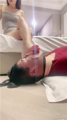 图片[12]-雅雅】原味肉丝脚碾压踩脚垫-恋足舔完整版】-绳艺资源网