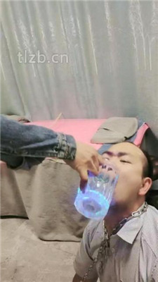 图片[15]-木子大大】美容院3技师S群虐猥琐顾客双视角版】-绳艺资源网