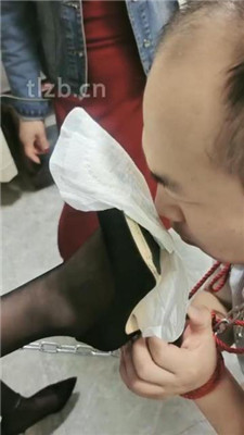 图片[18]-木子大大】美容院3技师S群虐猥琐顾客双视角版】-绳艺资源网