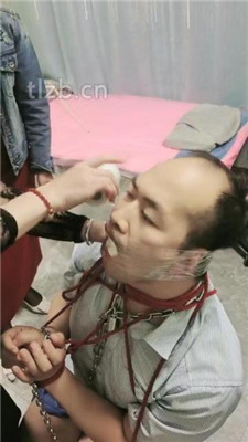 图片[19]-木子大大】美容院3技师S群虐猥琐顾客双视角版】-绳艺资源网