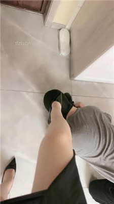 图片[12]-言妍】近距离肉丝高跟踩脚垫-绳艺资源网