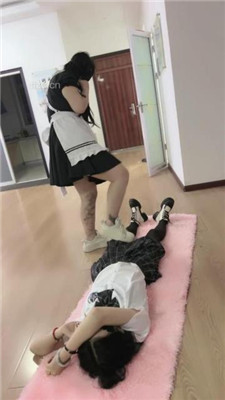 图片[5]-天津女仆店】双母畜争宠-抢夺原味袜子-互虐-绳艺资源网