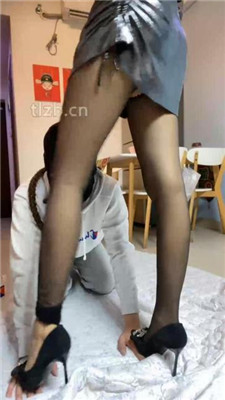 图片[16]-可儿女王】高跟黑丝胯下辱/插嘴/鞭打完整版】-绳艺资源网