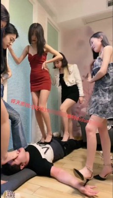 图片[17]_【择天】5王高跟鞋踩踏_绳缚吧