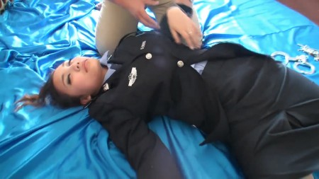 老梦视觉】警花惨死案-绳艺资源网