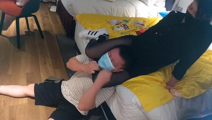 图片[11]-小婉s】粉丝千里奔赴，只求绞死！黑丝腿绞窒息粉丝-绳艺资源网