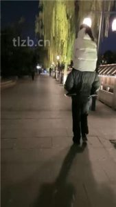 【梓S】户外骑马骑脖遛狗_绳缚吧