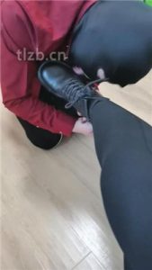 【凌儿】跪舔短靴原味棉袜/捆绑/转胯/人肉座椅_绳缚吧