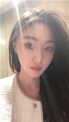 【凉子阿】车模S-黑丝美腿玩虐狗【完整版】_绳缚吧