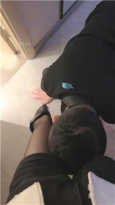 图片[2]-凉子阿】车模S-黑丝美腿玩虐狗完整版】-绳艺资源网