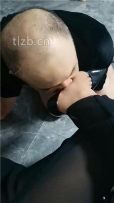 图片[8]-冷御女王】老狗下跪舔主人裸足-绳艺资源网