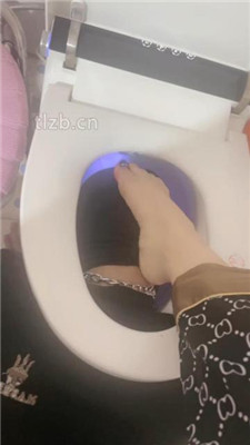 图片[4]-小月牙】训练厕奴-踩踏/头压马桶/口水吐脸/赏赐圣水/胶带裹脸-绳艺资源网