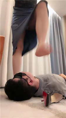 图片[18]-小x大王】高跟碾压踩/插嘴深喉/恋足跪舔-绳艺资源网