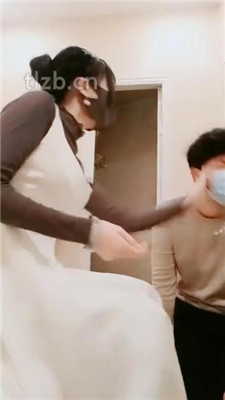 【颜颜】洛丽塔S-皮鞋白袜闻舔/揪耳朵/吃袜子_绳缚吧