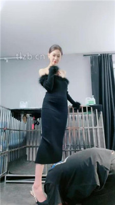 图片[11]-艾琳175】铁笼关狗-舔高跟/碾压狗爪/插嘴/袜子塞嘴/虐乳-绳艺资源网