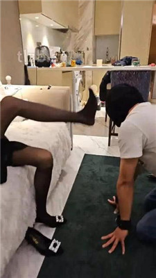图片[8]-森田熙子】姐妹花的双规-虐调弟弟-踩踏虐乳/钻胯喂食-绳艺资源网