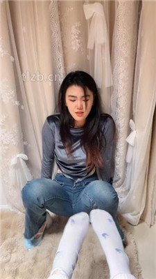 图片[2]-橘子没熟】母畜-对着主人的棉袜脚发骚-绳艺资源网