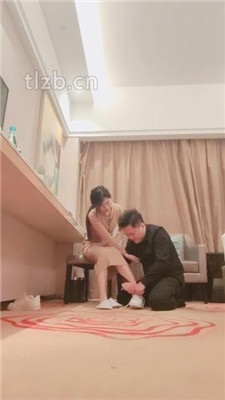 图片[5]-嘉妮】空军一号脏鞋蹂躏/转胯/虐乳/数据线鞭打-绳艺资源网