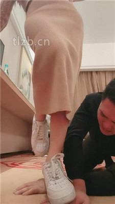 图片[7]-嘉妮】空军一号脏鞋蹂躏/转胯/虐乳/数据线鞭打-绳艺资源网