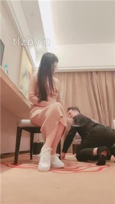 图片[16]-嘉妮】空军一号脏鞋蹂躏/转胯/虐乳/数据线鞭打-绳艺资源网