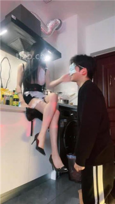 【智恩】100耳光疯狂抽_绳缚吧