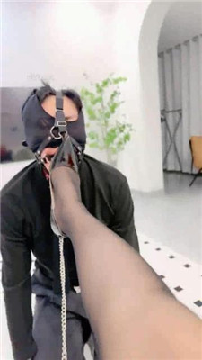 图片[4]-尼基塔】高跟黑丝脚下美腿调-绳艺资源网